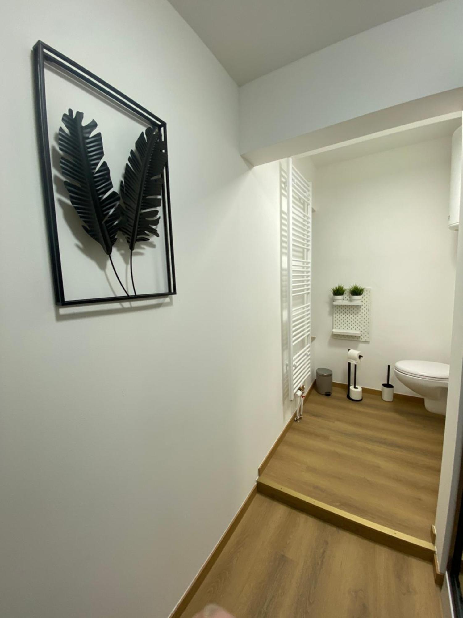 1-D011 Superbe Appartement Spacieux Tres Calme Charleroi Ngoại thất bức ảnh