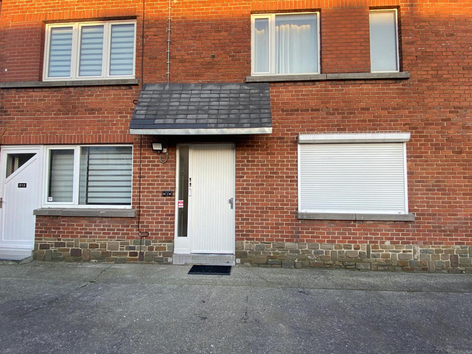 1-D011 Superbe Appartement Spacieux Tres Calme Charleroi Ngoại thất bức ảnh